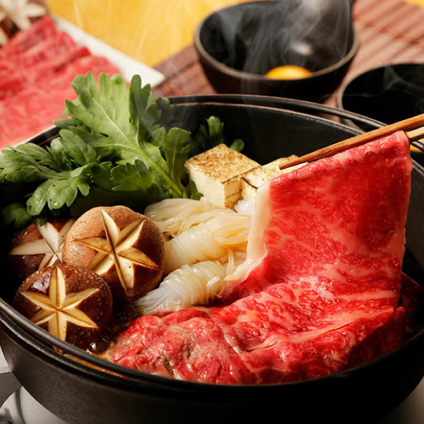 特選国産牛 みちのく奥羽牛 すき焼き（200g×2）