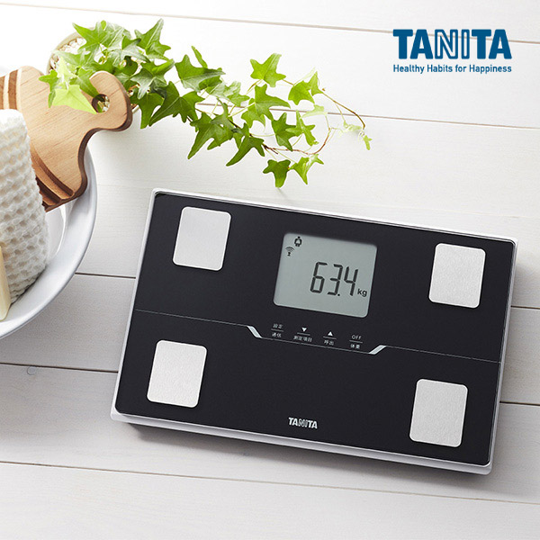 タニタ 体組成計（ブラック）