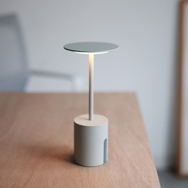 ディクラッセ カクテリア ポータブルランプ グレー