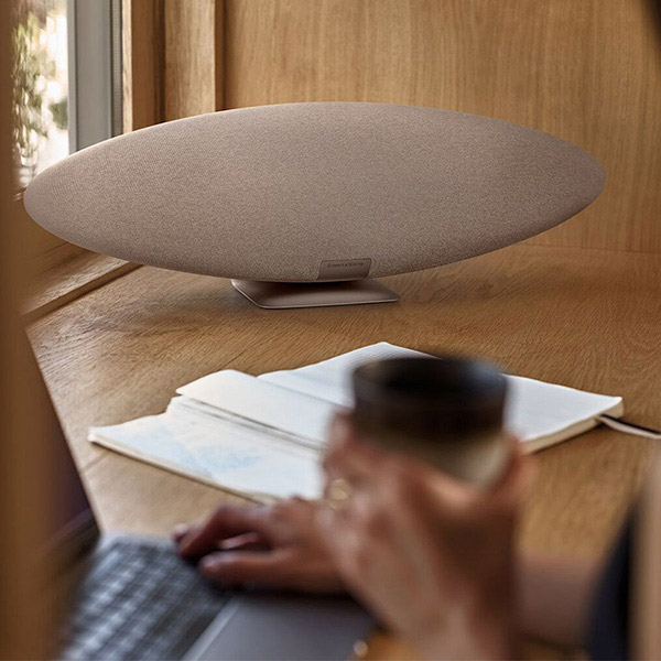 バウワース&ウィルキンス Alexa対応 高音質スマートスピーカー ソーラー・ゴールド