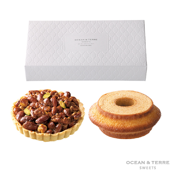 クラインバームクーヘン&ヘーゼルナッツキャラメルタルト